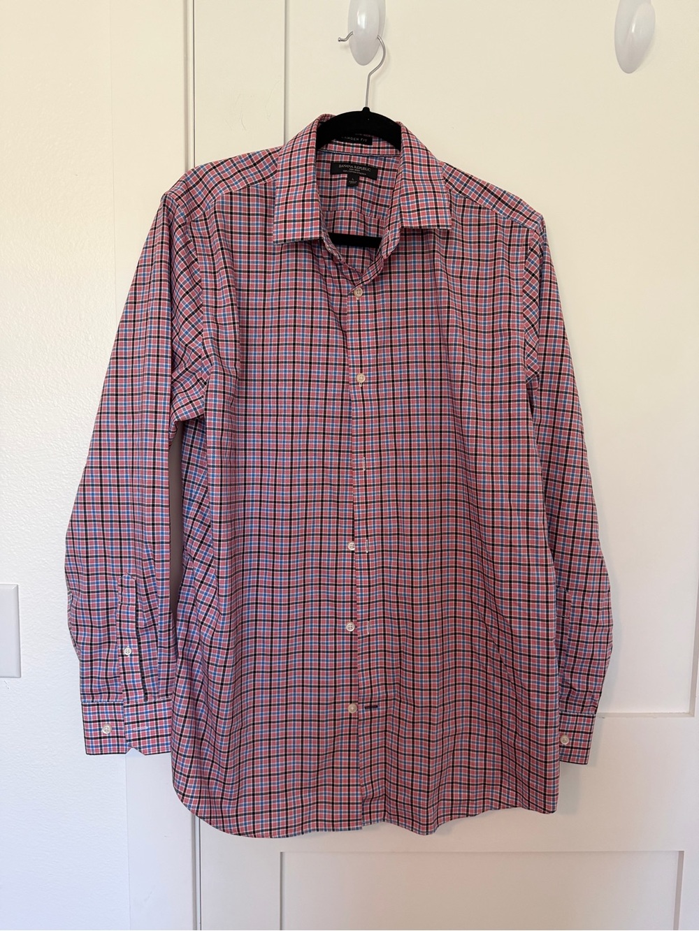 Banana Republic no iron button down